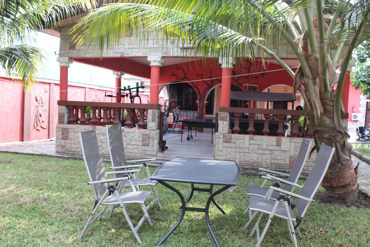 Negolodge Accra Extérieur photo